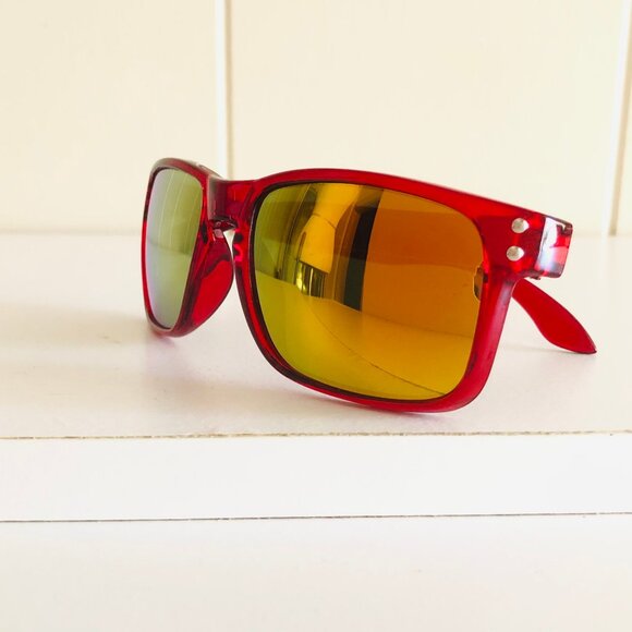 Red Sporty Style Sunglasses - Picture 4 of 6